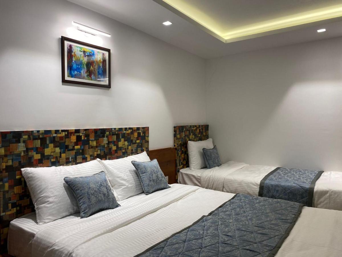 The Urban Hive Hotel Белгаум Екстериор снимка