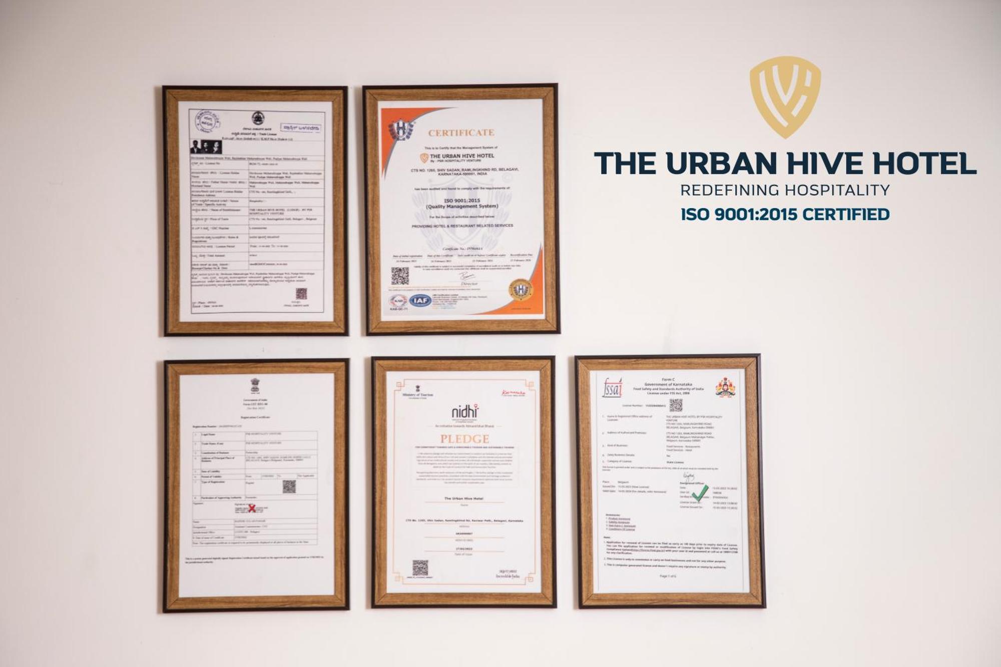 The Urban Hive Hotel Белгаум Екстериор снимка